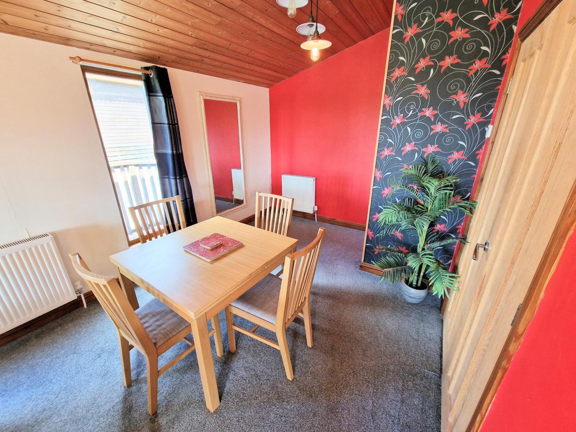 Lomond 4 With Private Hot Tub - Fife - Loch Leven - Lomond Hills Villa Kelty Bagian luar foto